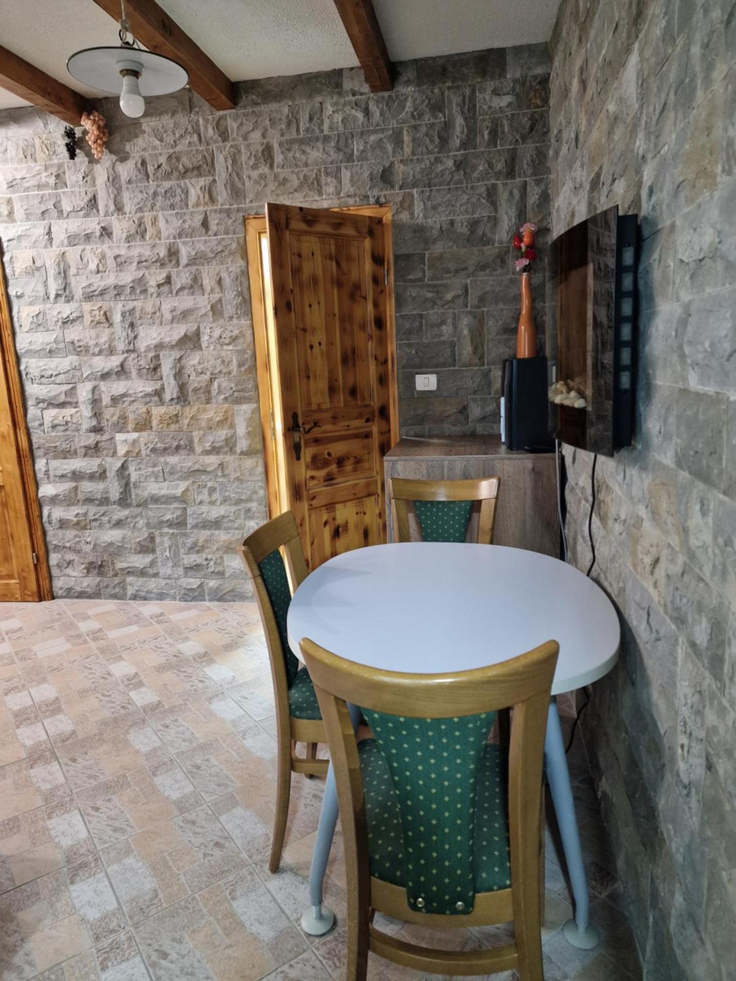 Apartma Nika Pobegi Exterior photo